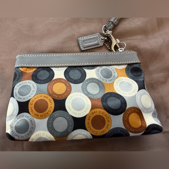 Coach multicolor wristlet - Picture 2 of 12
